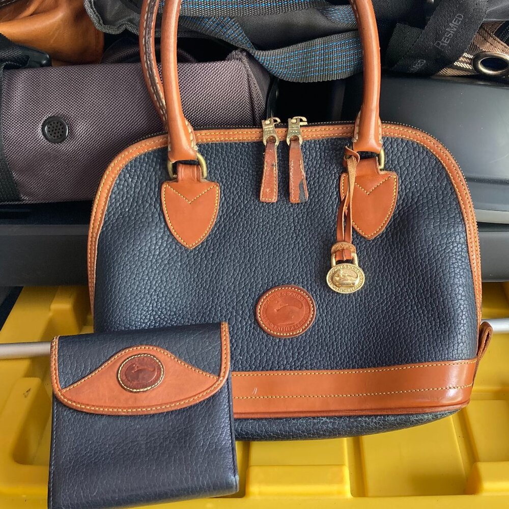 Vintage Dooney & Bourke Pebbled Leather Doctors Bag Satchel Navy Blue w/ Wallet